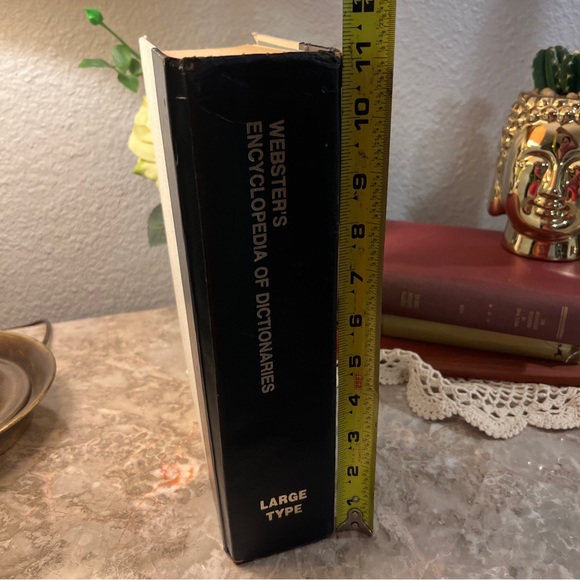 Webster's Encyclopedia of Dictionaries New American Edition 1978 Large Type - Picture 7 of 9